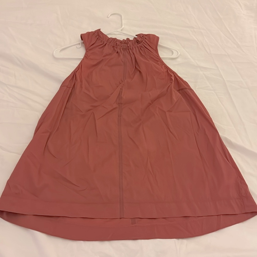 Athleta levitate tank nylon material burnt orange size L